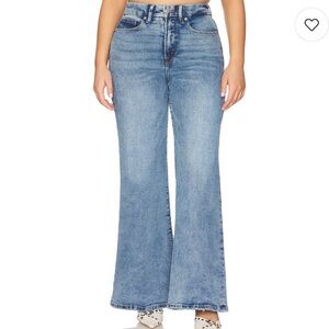 Good American good waist palazzo  Jeans size 8
